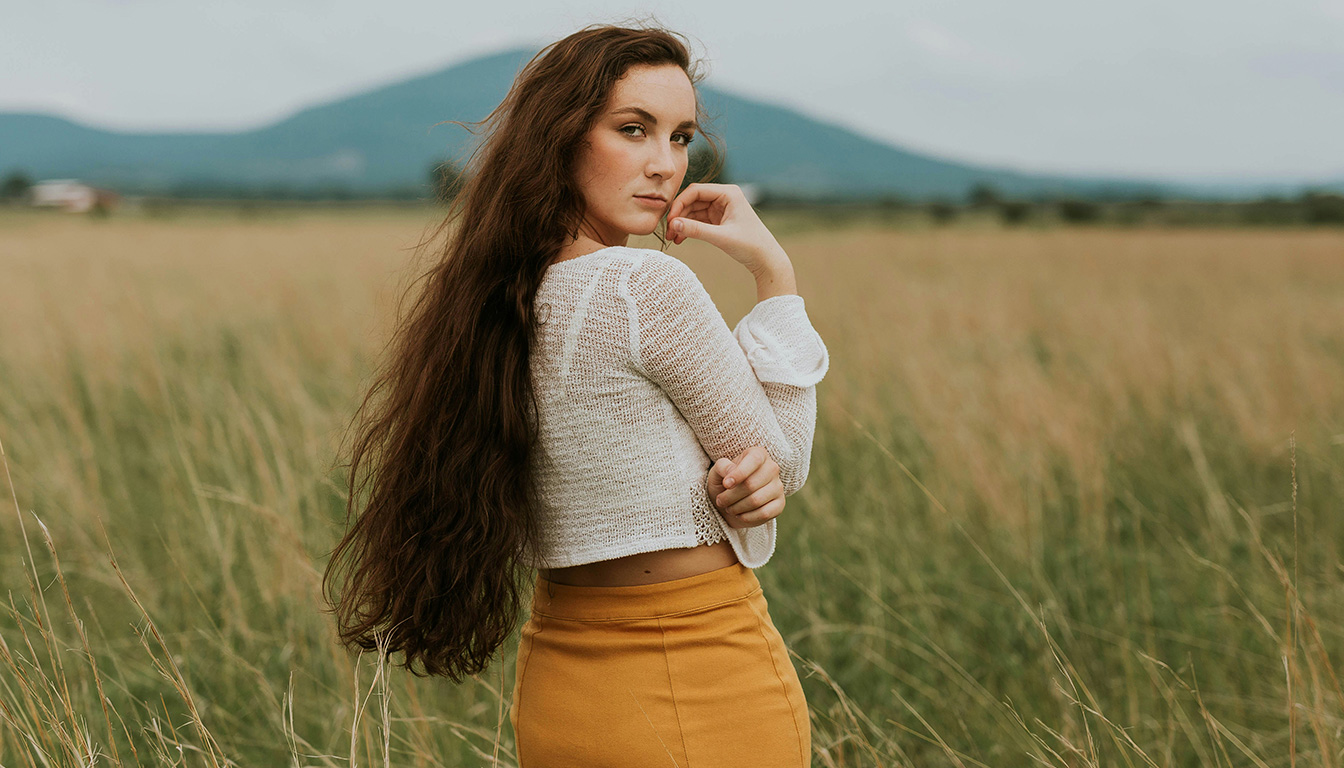 découvrez comment faire pousser vos cheveux grâce à des méthodes naturelles efficaces, des astuces pratiques et en démêlant les idées reçues pour une chevelure saine et abondante.