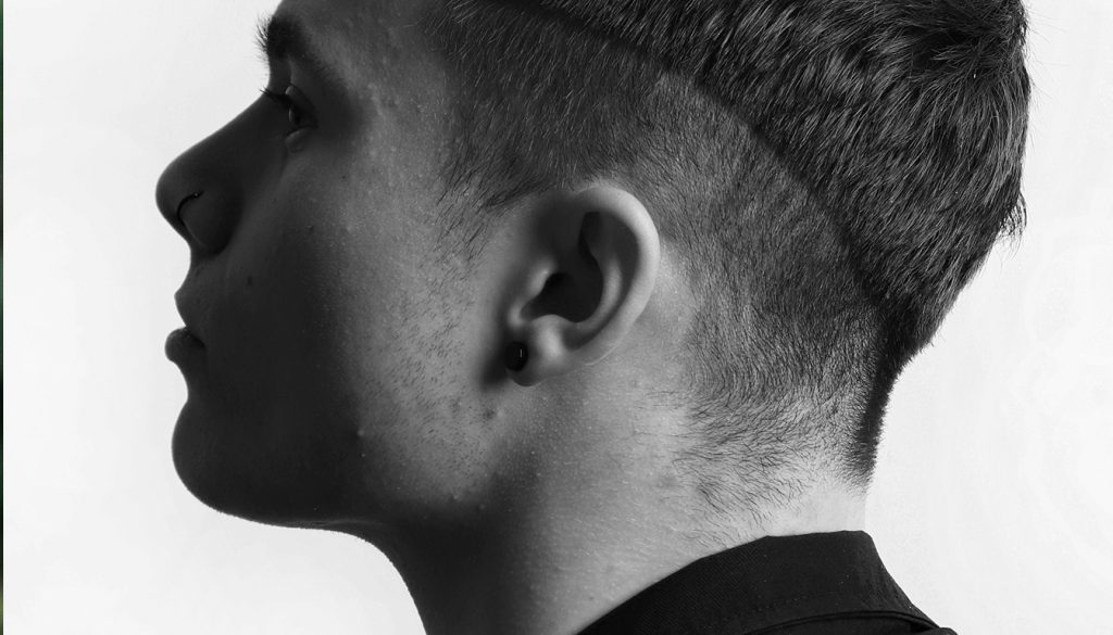 découvrez comment adopter un dégradé en v homme grâce à nos styles, conseils et idées adaptés à la longueur et au type de cheveux pour un look personnalisé et tendance.