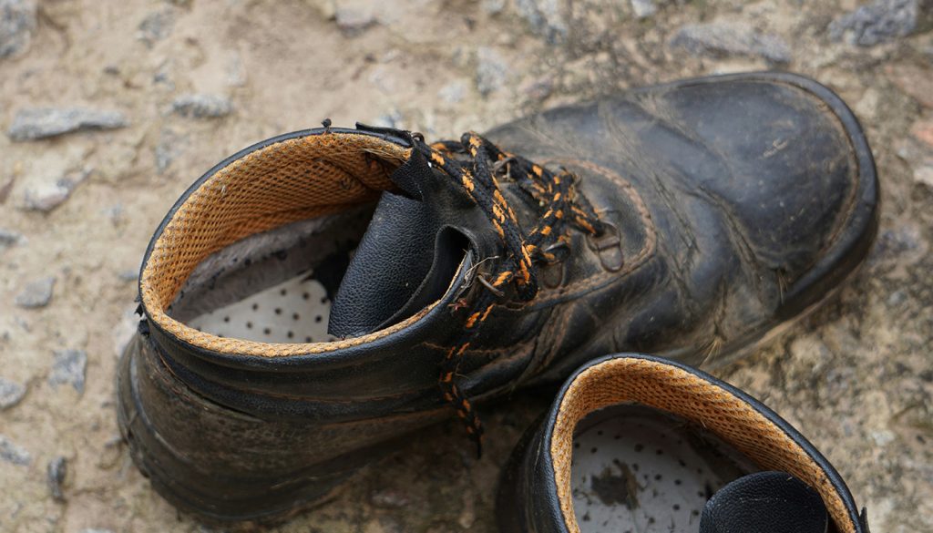 Moisissure sur les chaussures quels — chaussures moisies dans un placard