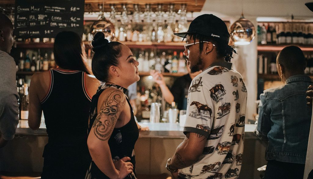 découvrez des exemples drôles de phrases chtis, leurs traductions et les expressions cultes à ne pas manquer pour apprécier toute la richesse et l'humour du parler ch'ti.