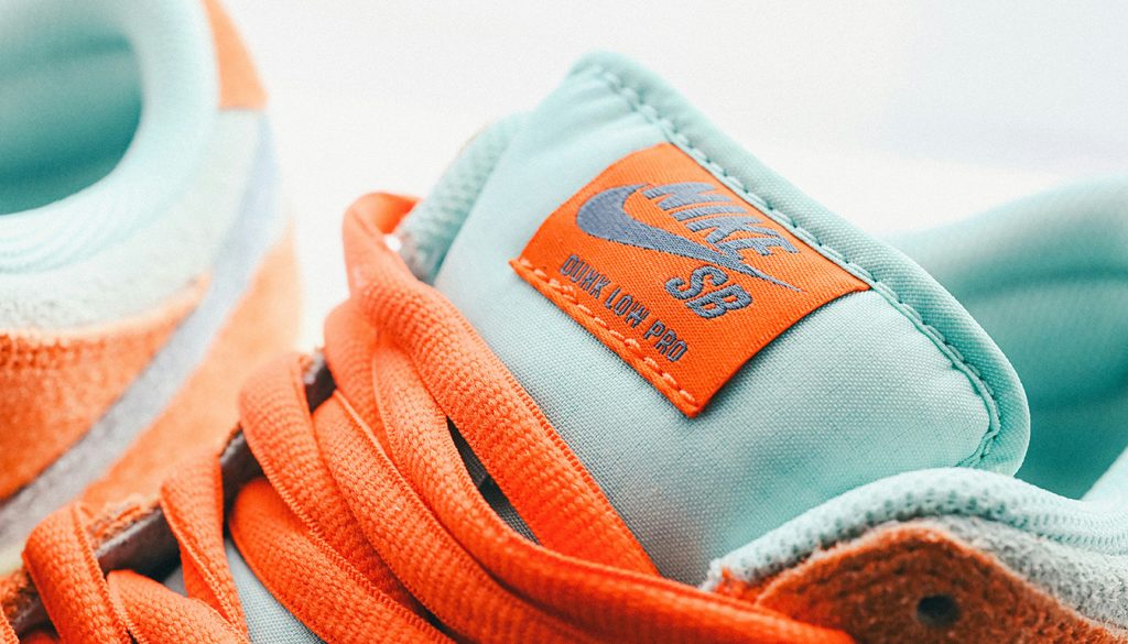 découvrez comment vérifier facilement le code upc de vos sneakers nike pour garantir leur authenticité et éviter les contrefaçons.