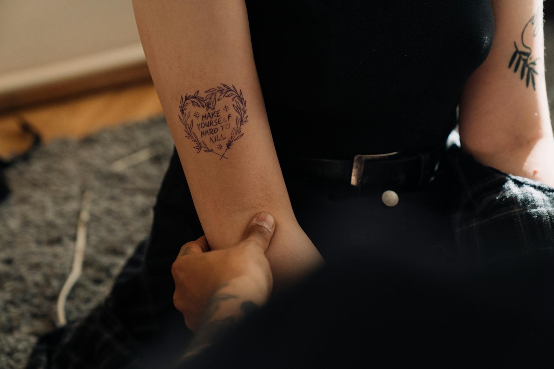 Phrase pour un tatouage : comment choisir un texte court mais fort — tatouages designs citations inspirantes