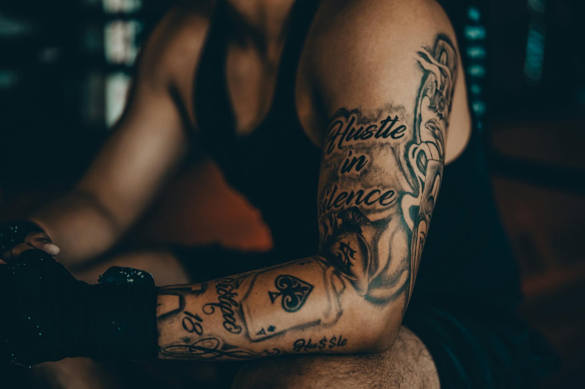 Idées de phrase sur la vie pour un tatouage français, entre sobriété et style — design de tatouage citation sur la vie