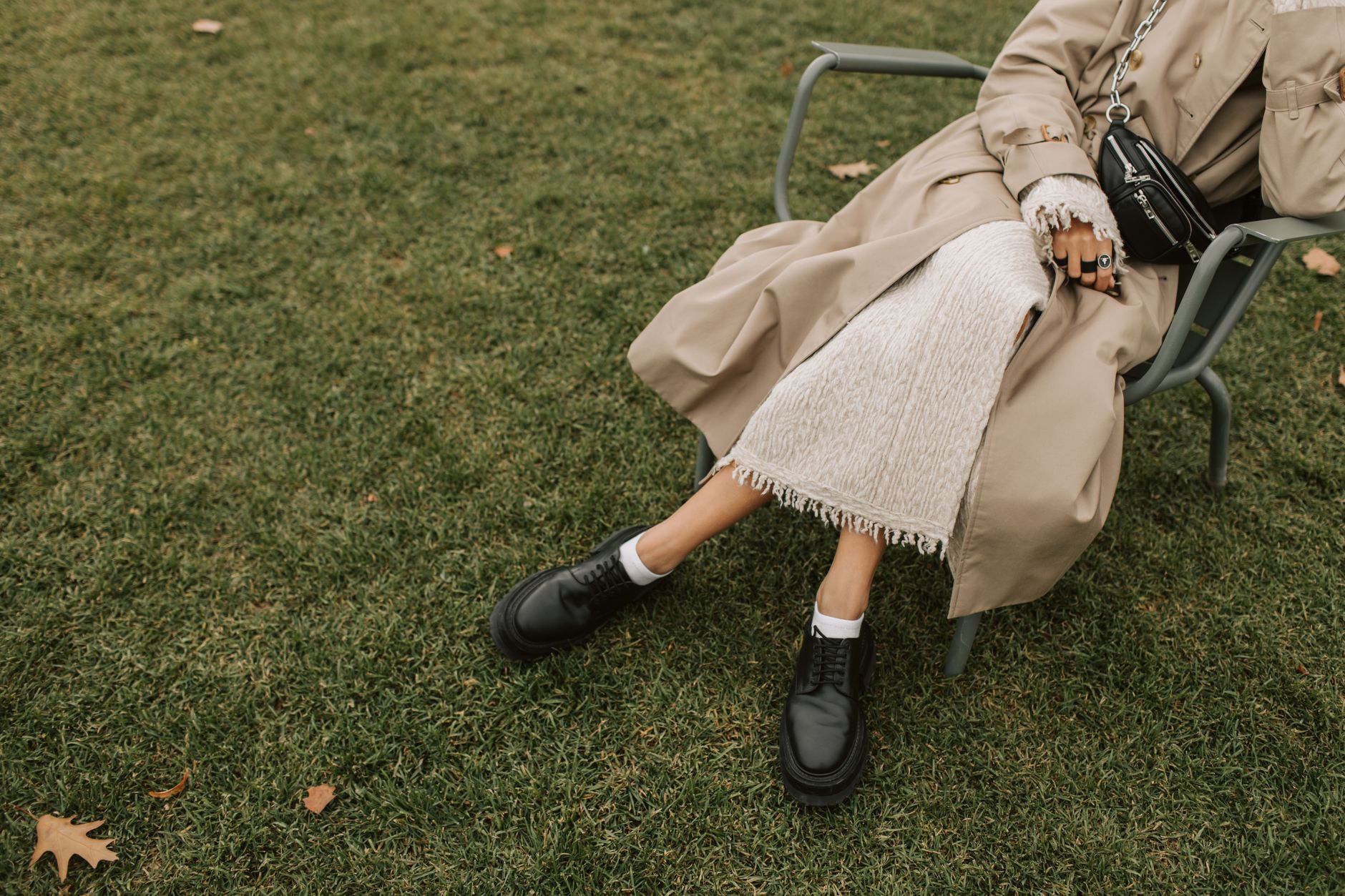 Robe longue et hiver : matières, coupes et couleurs qui gardent vraiment chaud — tenue robe longue hiver superposée