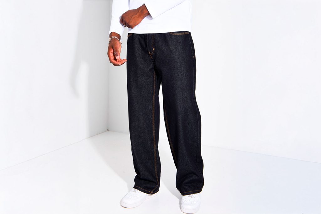 Jean homme tendance : choisir la coupe qui donne du style sans en faire trop