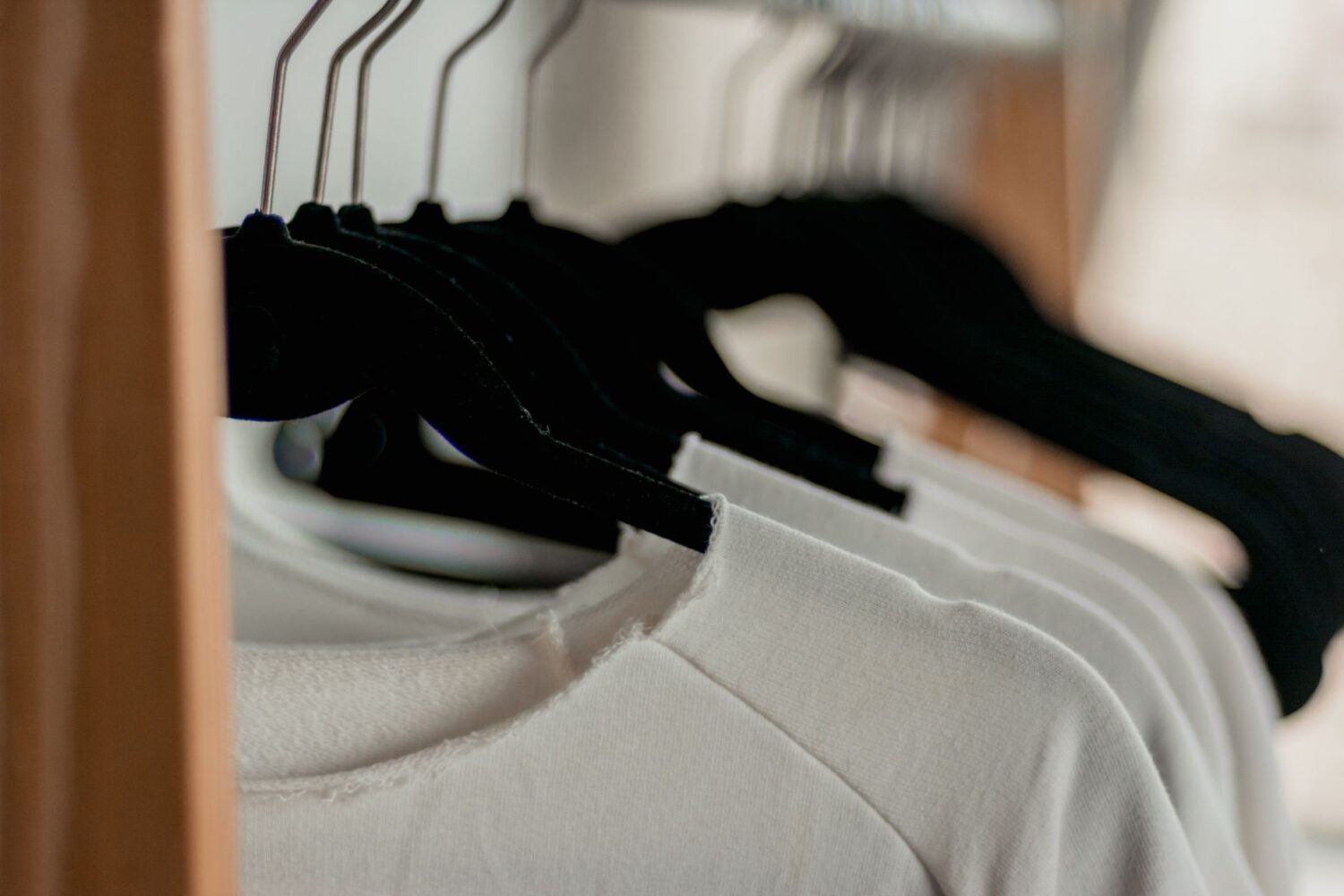 Chemise homme blanche : lin, coton, col mao et les meilleures marques