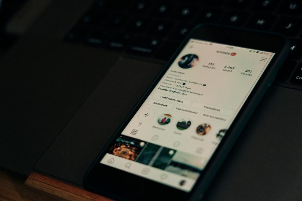 Exemple bio Instagram idées inspirantes — exemples de bio Instagram créatives